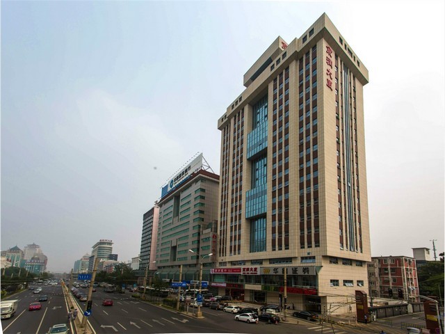 带防反光伏汇流箱公司